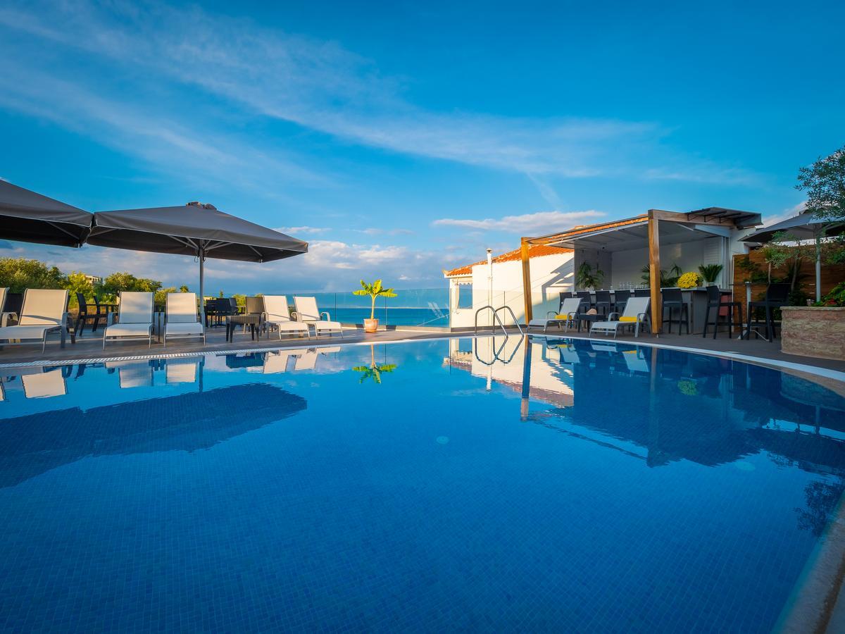 Panorama Apartments Chrani Luaran gambar